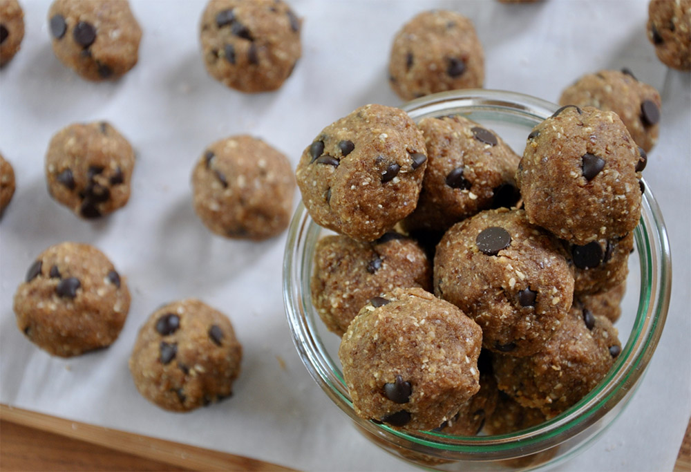 Protein Cookie Dough Balls